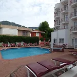 Avlu 4 Lägenhetshotell Marmaris