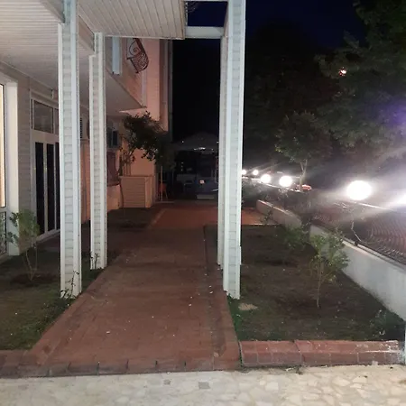 Avlu 4 شقة فندقية