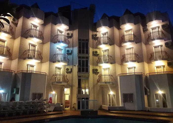 Aparthotel Avlu 4