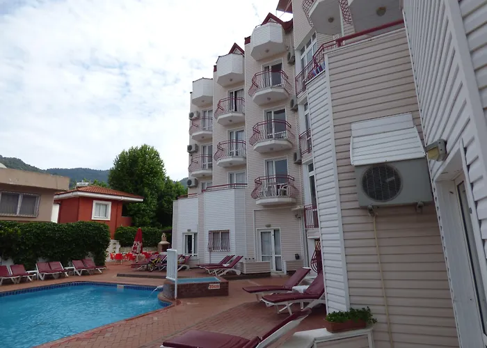 Aparthotel Avlu 4