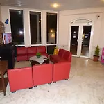 מלון דירות Avlu 4 מרמריס