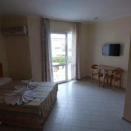 Avlu 4 Apart Marmaris