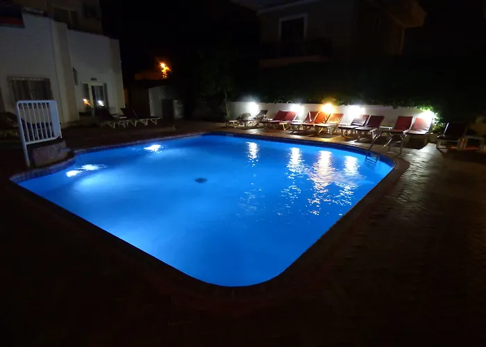 Avlu 4 Apart Marmaris