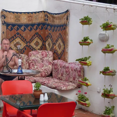 Avlu 4 Μαρμαρίς