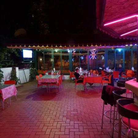 Aparthotel Avlu 4 4*